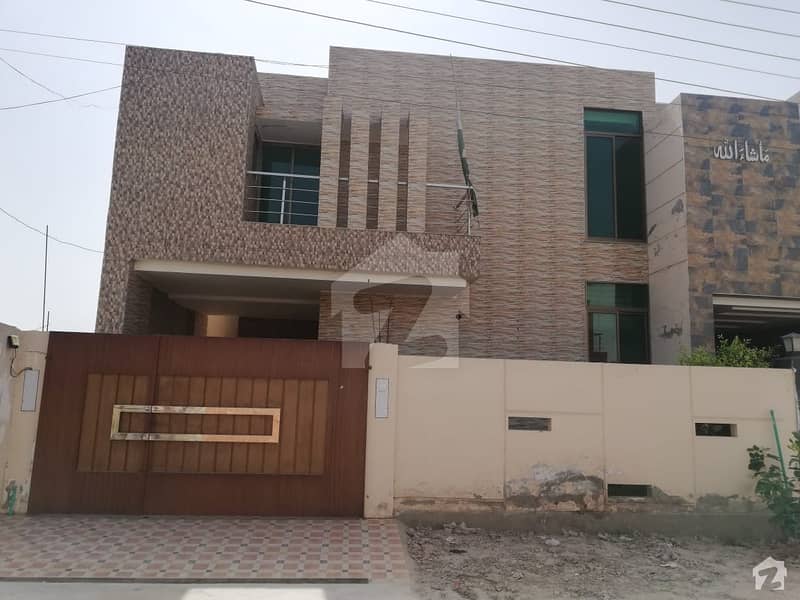 Your Dream 7.25 Marla House Is Available In Multan Public School Road