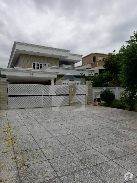 Beautiful House For Sale Available In F-11 Islamabad