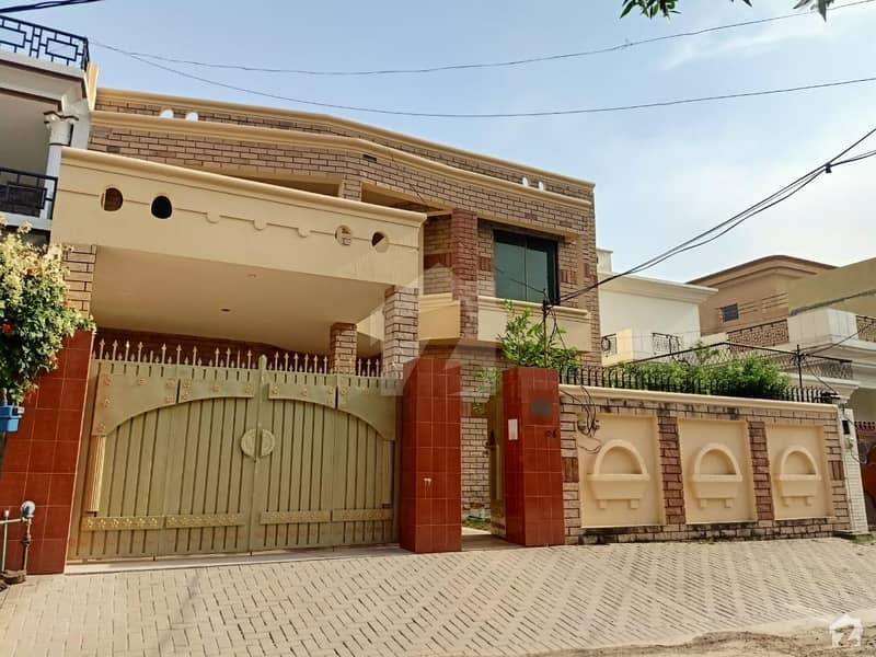 Ready To Buy A House 2800 Square Feet In Model Town