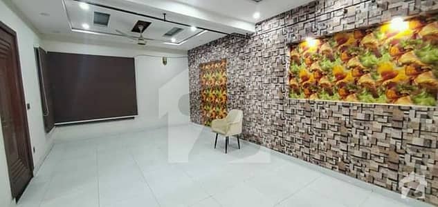 1 Kanal Brand New House Near Emporium Mall Expo Center Very Good Construction 1 Kanal Brand New House Near Emporium Mall Expo Center Very Good Construction