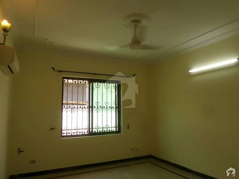In Chaudhary Jan Colony Lower Portion For Rent Sized 1125  Square Feet