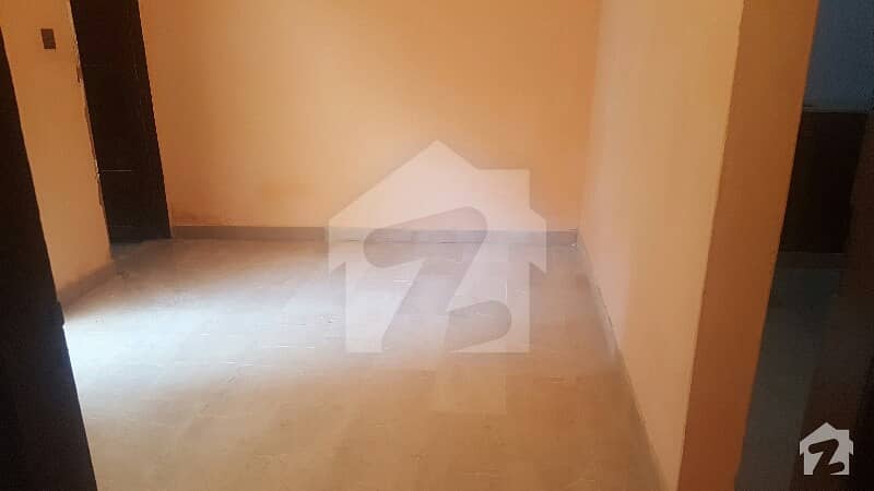 270  Square Feet House In Mehmoodabad For Rent