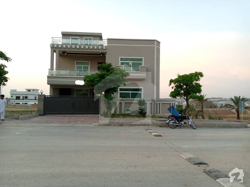 Bahria Town Rawalpindi Phase 8, 14 Marla Tripple Story Designer House Corner And Buleward Outstanding