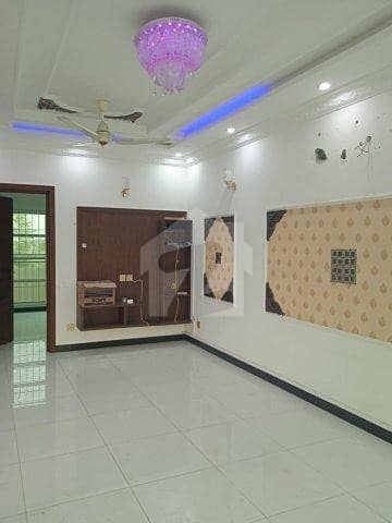 ڈی ایچ اے فیز9 پریزم ڈی ایچ اے ڈیفینس لاہور میں 4 کمروں کا 5 مرلہ مکان 65 ہزار میں کرایہ پر دستیاب ہے۔