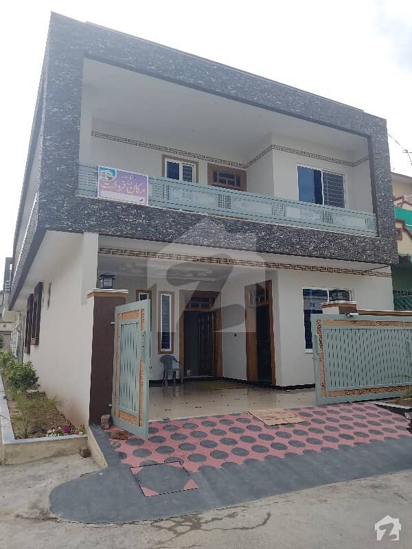 Lush Condition Corner 8 Marla Double Storey House For Sale