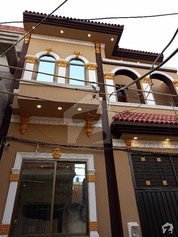 Buy A Centrally Located 900  Square Feet House In Ali Ahmad Shah Colony