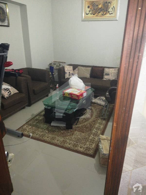 1575  Square Feet Flat For Sale In Latifabad