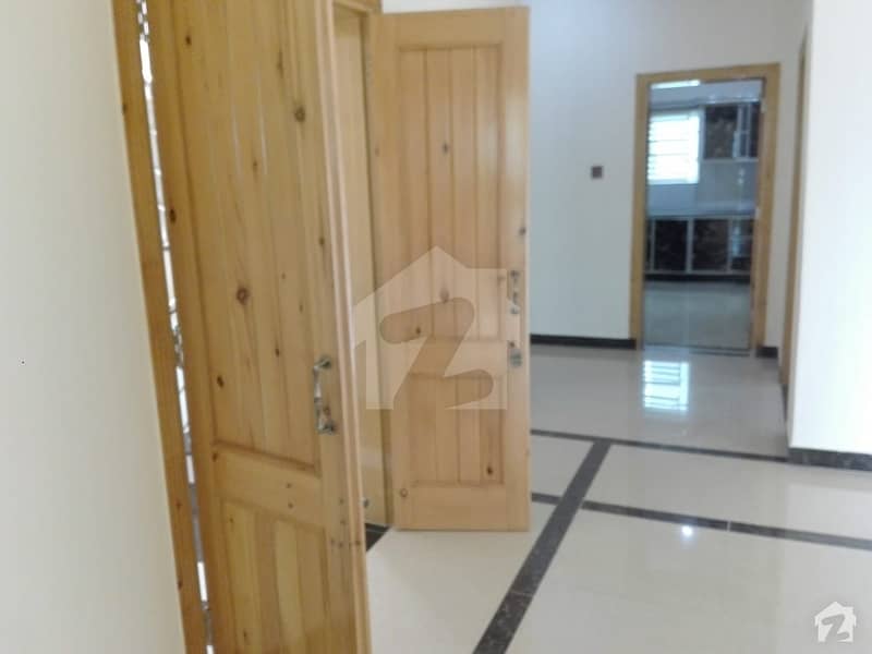 14 Marla House In Central Bilal Town For Sale