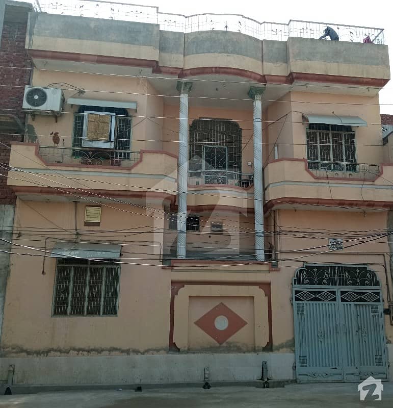 House Of 900  Square Feet For Sale In College Road