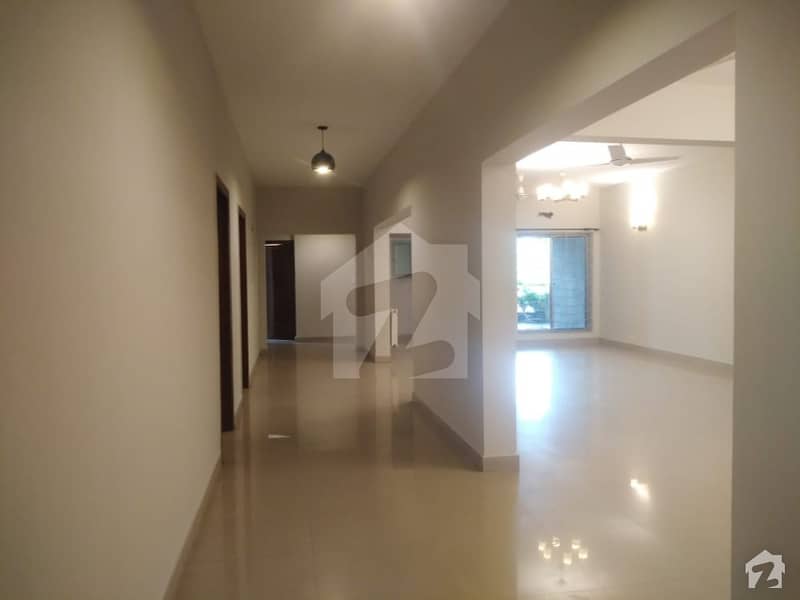 Ibn-e-sina Road D Type 940 Sqf Family Flat For Rent