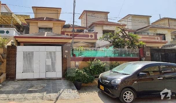 پریم ولاز فیز 2 سکیم 33 کراچی میں 3 کمروں کا 8 مرلہ مکان 2.6 کروڑ میں برائے فروخت۔