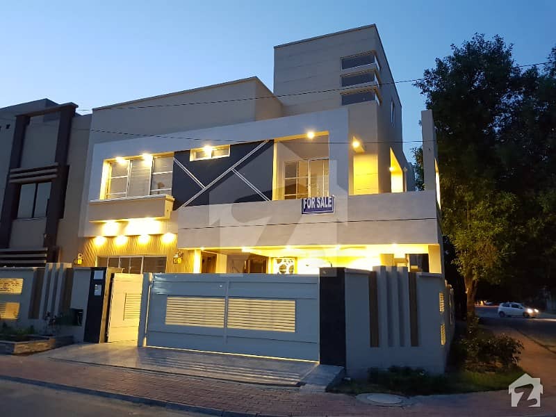 Luxury 12 Marla Corner House In Bahria Town Lahore