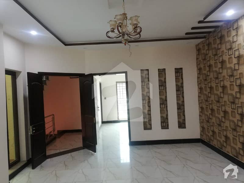 5 Marla Brand New Lavish Upper Portion Available For Rent