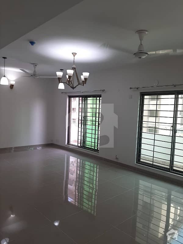 First Floor Flat For Sale In Sector-F Askari-10, Lahore Cantt.