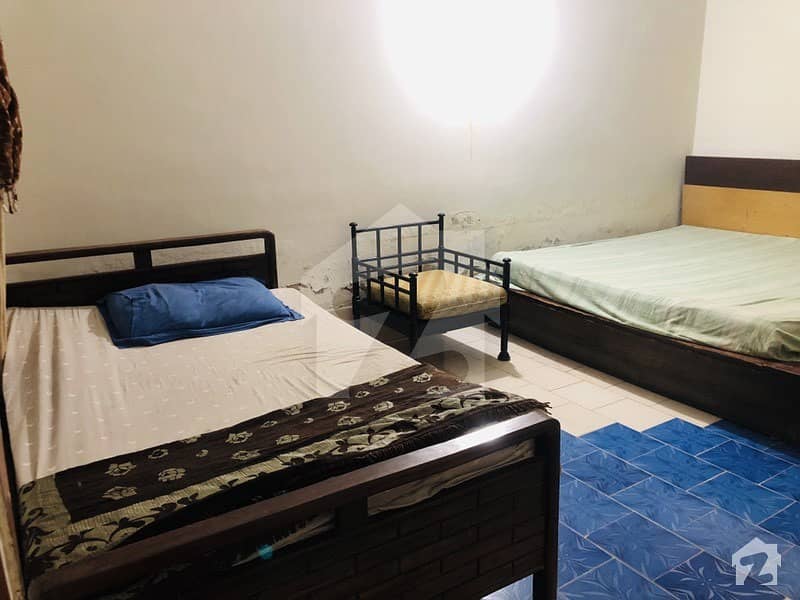 Room Available For Single Or Double Bachelors Persons In 700 Sq Yards Banglov