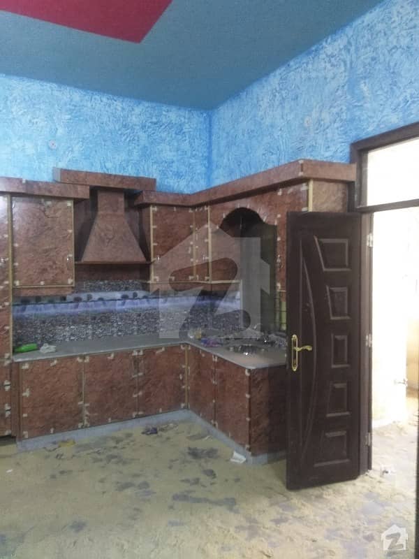 علی عالم گاڈرن لاہور میں 3 کمروں کا 4 مرلہ مکان 70 لاکھ میں برائے فروخت۔