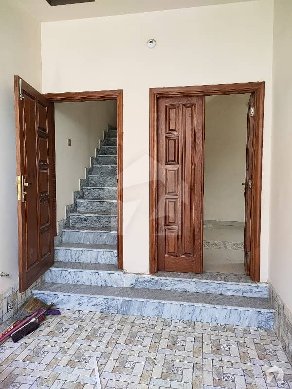 غالب سٹی فیصل آباد میں 3 کمروں کا 4 مرلہ مکان 68 لاکھ میں برائے فروخت۔