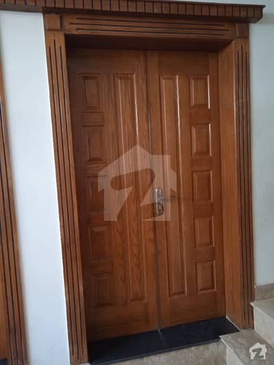 Lower Portion For Rent Jeewan City - Phase 1