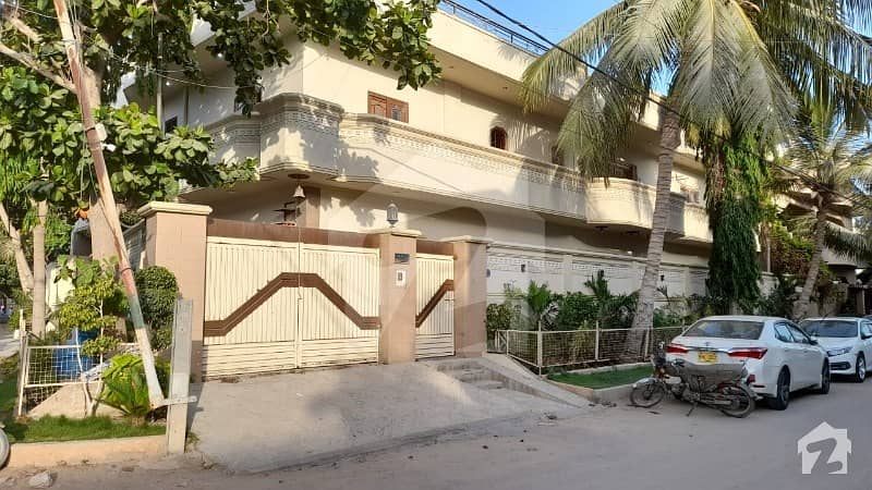 اولڈراون کوآپریٹو ہاؤسنگ سوسائٹی کراچی میں 5 کمروں کا 1.2 کنال بالائی پورشن 70 ہزار میں کرایہ پر دستیاب ہے۔
