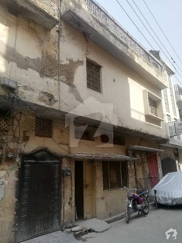 ٹینچ بھٹہ راولپنڈی میں 6 کمروں کا 6 مرلہ مکان 1.7 کروڑ میں برائے فروخت۔