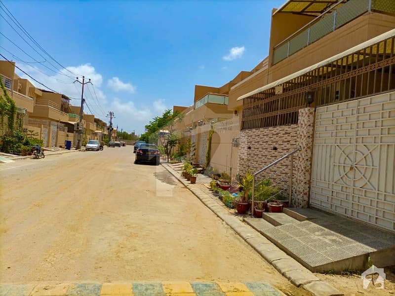 120 Square Yard Single Storey 2bed Dd House For Sell 120 Square Yard Single Storey 2bed Dd House For Sell