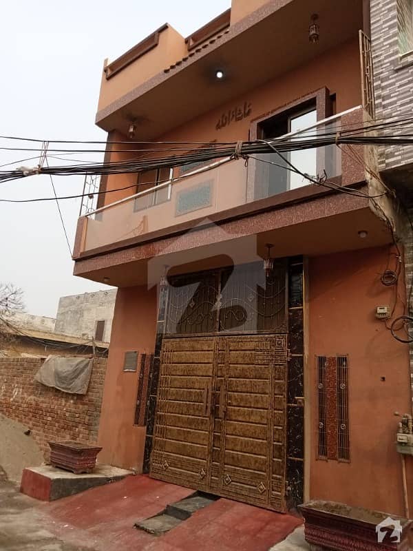 عامر ٹاؤن ہربنس پورہ لاہور میں 4 کمروں کا 3 مرلہ مکان 69 لاکھ میں برائے فروخت۔