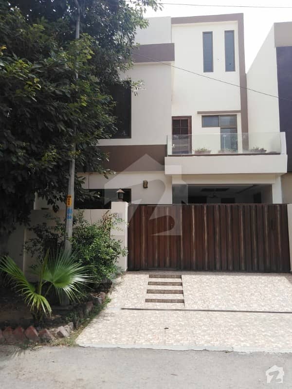 5 Marla House For Sale Bharia Town Lahore. Prime Location Near Macdonald.