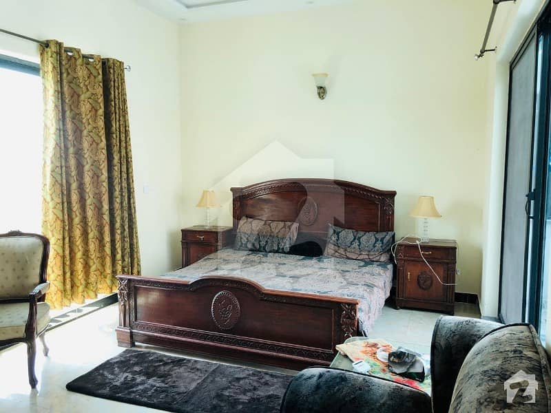 ڈی ایچ اے فیز 8 ڈیفنس (ڈی ایچ اے) لاہور میں 2 کمروں کا 4 مرلہ فلیٹ 75 ہزار میں کرایہ پر دستیاب ہے۔