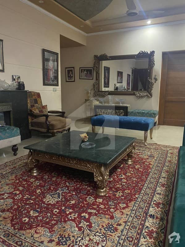 ڈی ایچ اے فیز 4 - بلاک ڈبل اے فیز 4 ڈیفنس (ڈی ایچ اے) لاہور میں 5 کمروں کا 1.1 کنال مکان 4.95 کروڑ میں برائے فروخت۔