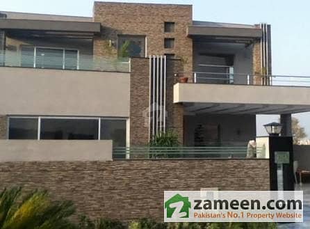 Gulberg House For Residence On Prime Location Best For Office