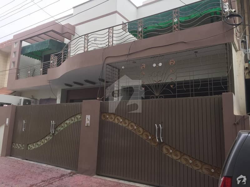 10 Marla House Available For Sale In Officers Colony