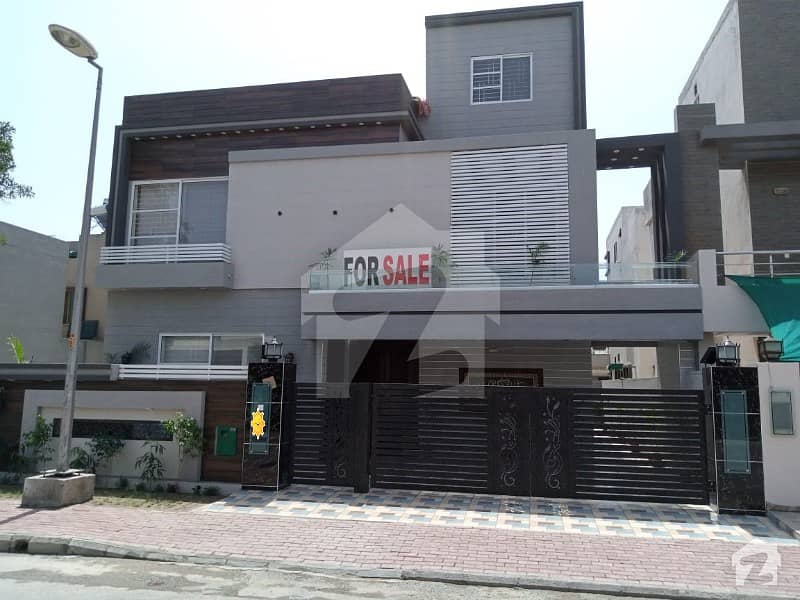 10 Marla Brand New House For Sale In Bahria Town Lhr