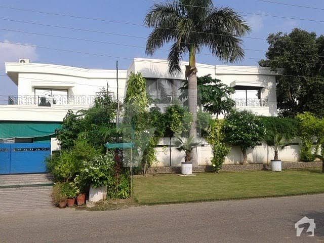 Beautiful Bungalow With An Open Plot Is Available For Sale In Gul Afshan Colony Cantt