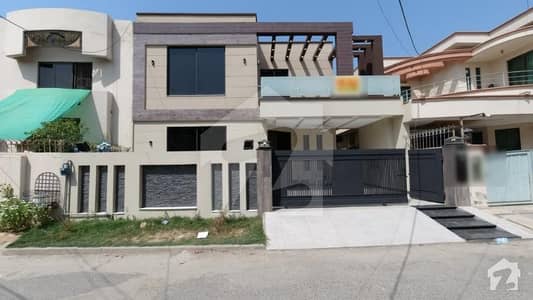 In Punjab Coop Housing - Block E - Punjab Coop Housing Society 10 Marla House For Sale In Punjab Coop Housing - Block E - Punjab Coop Housing Society 10 Marla House For Sale
