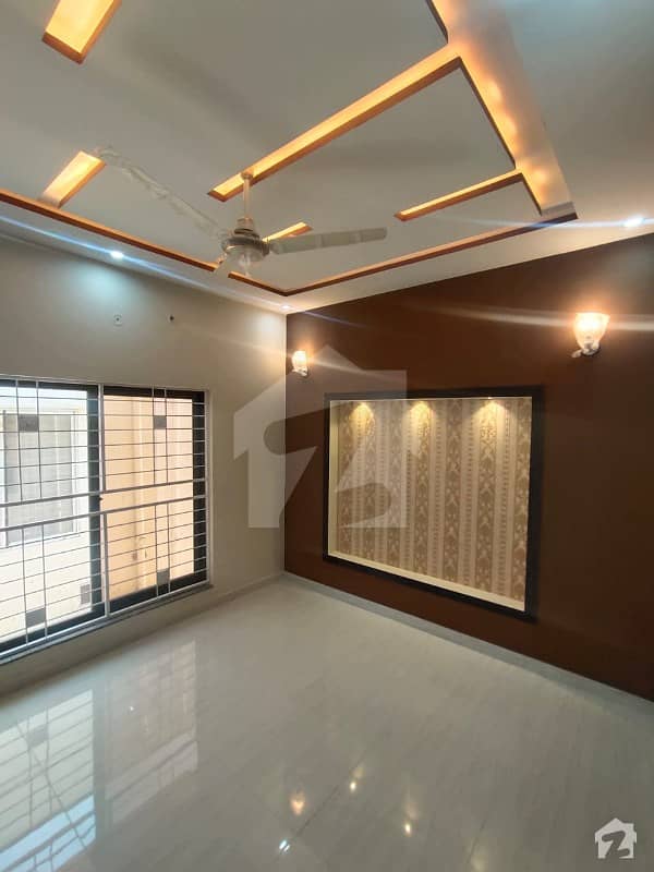 5 Marla Brand New House Available For Sale Located In Bahria Town Block Aa Solid Constructed
