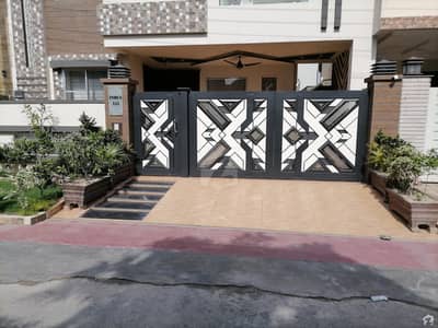 ڈی سی کالونی گوجرانوالہ میں 4 کمروں کا 10 مرلہ مکان 2.95 کروڑ میں برائے فروخت۔ ڈی سی کالونی گوجرانوالہ میں 4 کمروں کا 10 مرلہ مکان 2.95 کروڑ میں برائے فروخت۔