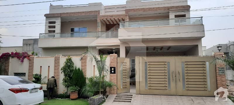 جوہر ٹاؤن فیز 1 - بلاک ای جوہر ٹاؤن فیز 1 جوہر ٹاؤن لاہور میں 3 کمروں کا 12 مرلہ بالائی پورشن 47 ہزار میں کرایہ پر دستیاب ہے۔