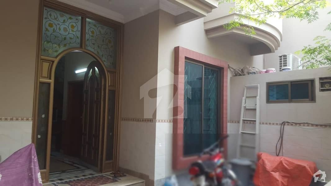 Double Storey House In Officers Colony 2 Faisalabad?