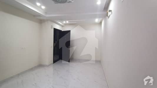Facing Park Brand New Apartment Available For Rent In Bahria Town Facing Park Brand New Apartment Available For Rent In Bahria Town