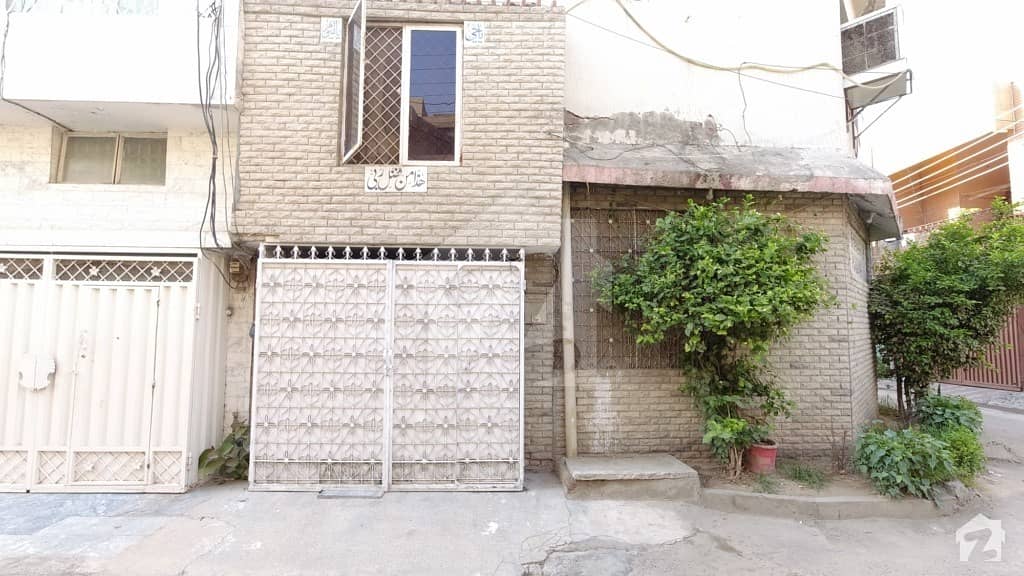 7.5 Marla Corner House Is Available For Sale In Allama Iqbal Town Lahore