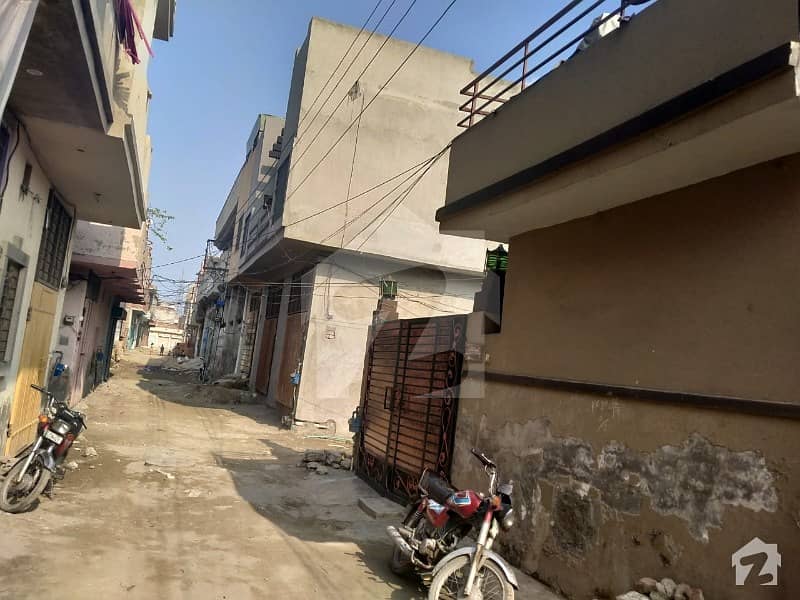 اسماعیل ٹاؤن لاہور میں 2 کمروں کا 5 مرلہ مکان 58 لاکھ میں برائے فروخت۔
