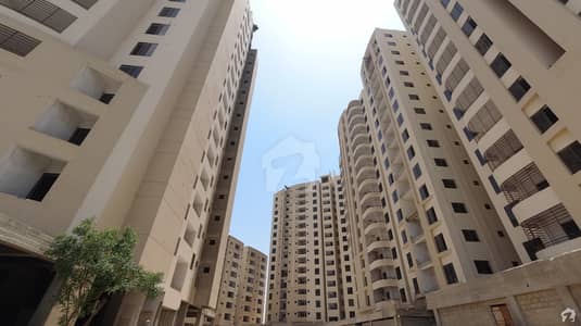 برج-ال-حرمین یونیورسٹی روڈ کراچی میں 3 کمروں کا 8 مرلہ فلیٹ 1.65 کروڑ میں برائے فروخت۔