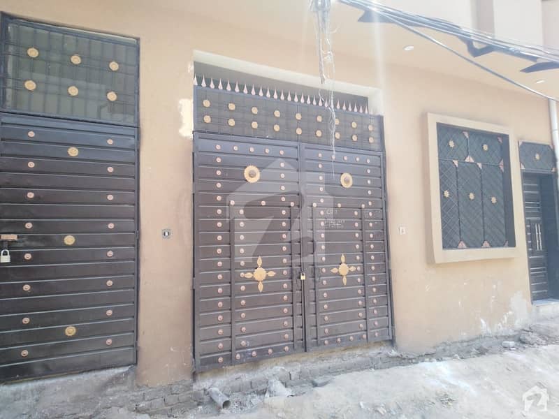 حسن گڑھی شامی روڈ پشاور میں 6 کمروں کا 3 مرلہ مکان 75 لاکھ میں برائے فروخت۔