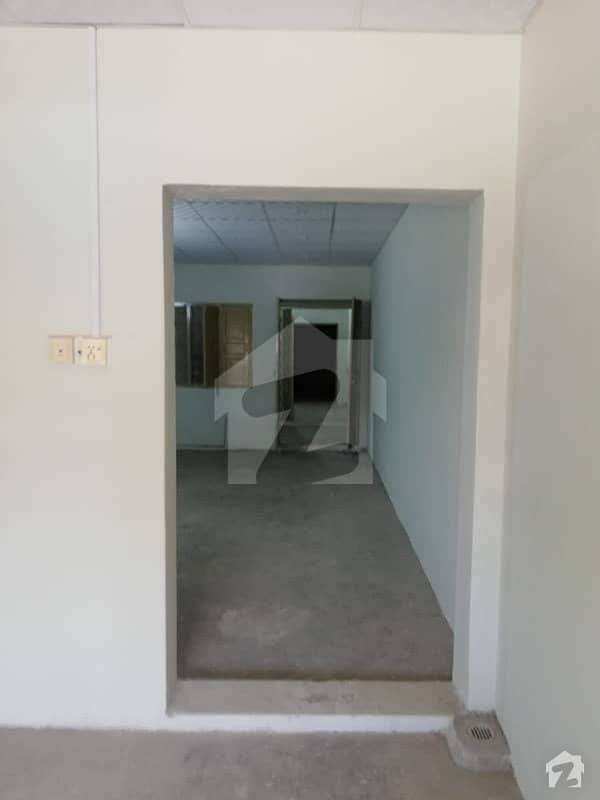 06 Marla Commercial Building Available For Rent 06 Marla Commercial Building Available For Rent