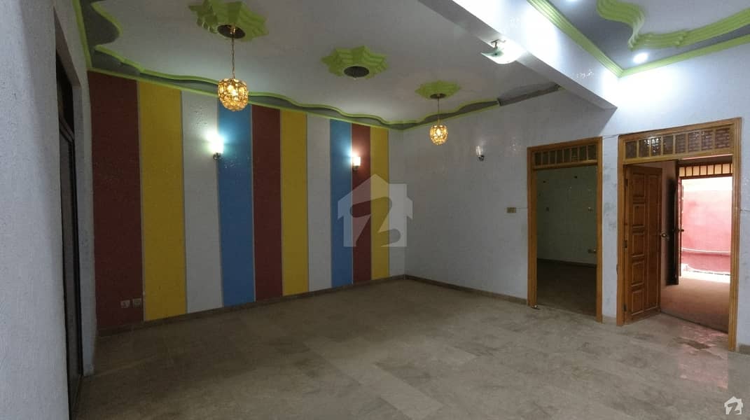200 Sq. yard House Is Available For Sale 200 Sq. yard House Is Available For Sale