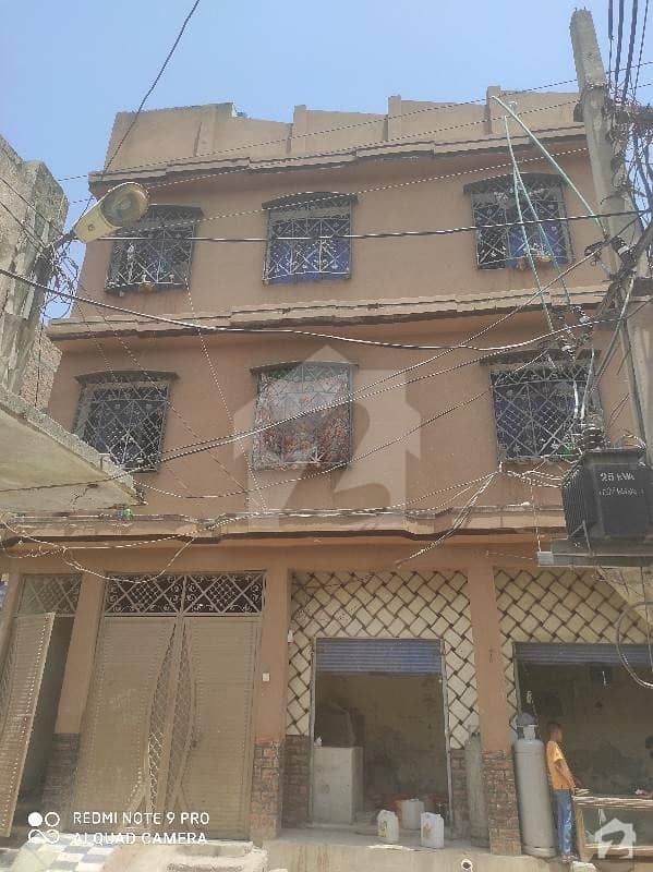 ڈلا زیک روڈ پشاور میں 6 مرلہ عمارت 2.2 کروڑ میں برائے فروخت۔