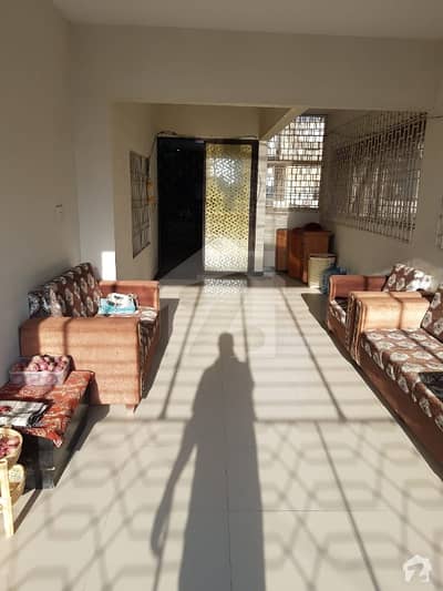 Cc-150 500 Sq Yards Beautiful And Spacious Bungalow For Sale In Gulshan E Iqbal! Cc-150 500 Sq Yards Beautiful And Spacious Bungalow For Sale In Gulshan E Iqbal!