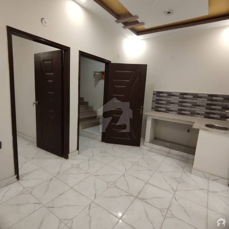 550  Square Feet Flat For Sale In Shah Faisal Town