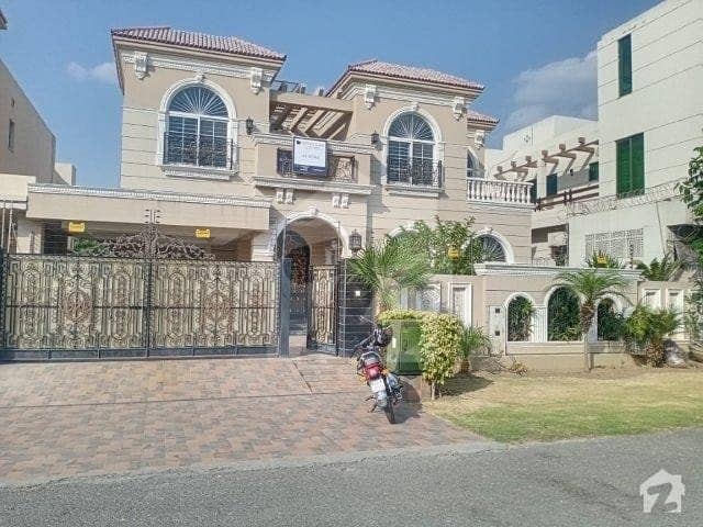 1 Kanal Brand New House For Rent In Phase 4 Dha
