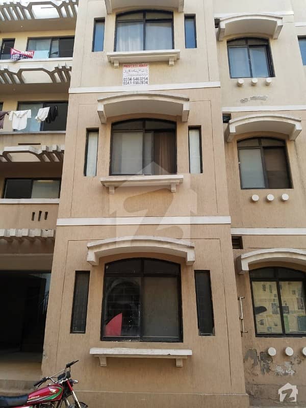 Good 700  Square Feet Flat For Sale In G-11